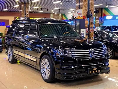 Lincoln Navigator