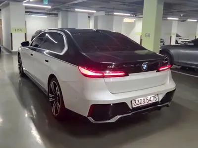 BMW 7-Series
