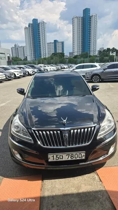 Hyundai Equus