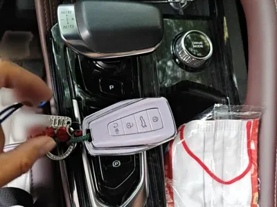 Geely Xingyue L