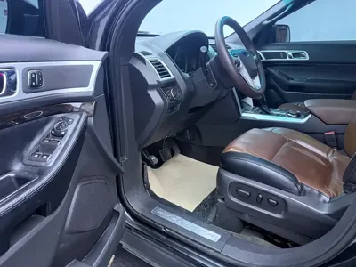 Ford Explorer (Import)