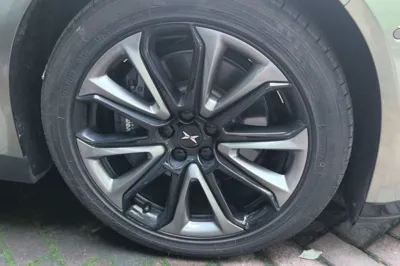Xpeng P7