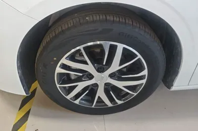 Geely Auto Emgrand