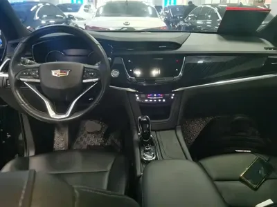 Cadillac XT6