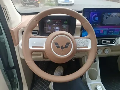 Wuling MINIEV
