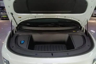 Li Auto Li Auto i6