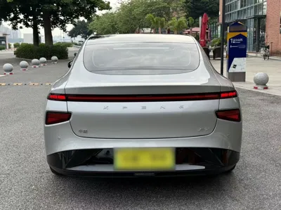 Xpeng P7