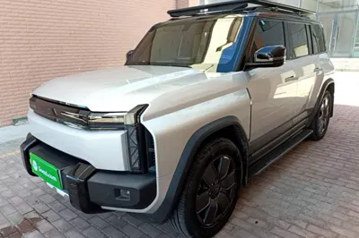 iCAR 03T