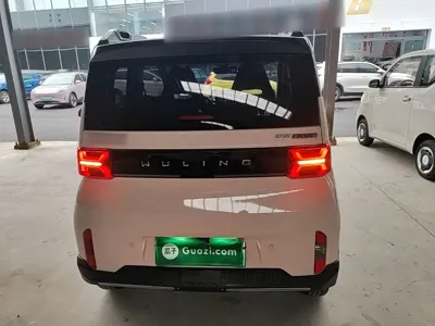 Wuling MINIEV