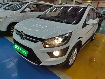 BAIC Senova X25