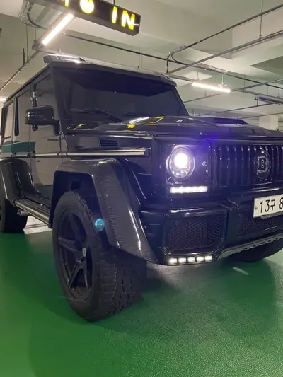 Mercedes-Benz G-Class