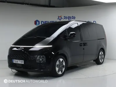 Hyundai Staria