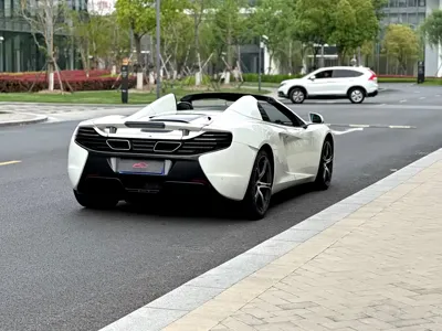 McLaren 625C