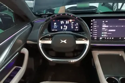 Xpeng P7