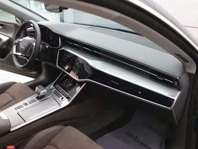 Audi A7L