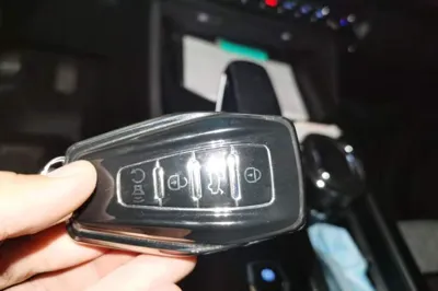 Geely Auto Haoyue L