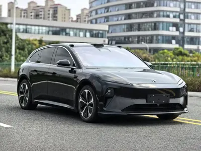 Nio ET5T