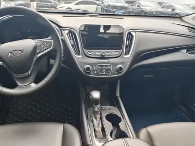 Chevrolet Malibu XL
