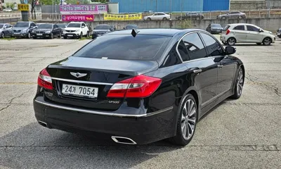 Hyundai Genesis