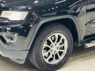 Jeep Grand Cherokee (Import)