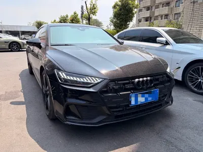 Audi A7L