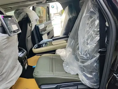 Lincoln Navigator