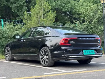 Volvo S90 PHEV