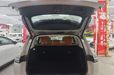Leapmotor C10
