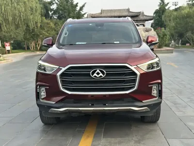 大通 D90