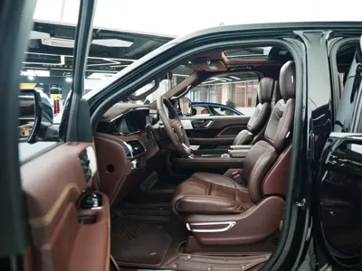 Lincoln Navigator