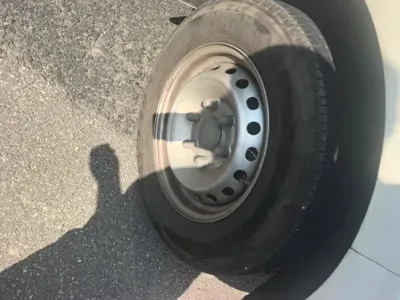 Maxus V1