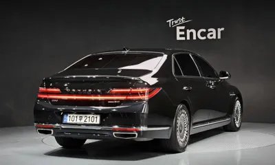 Genesis G90