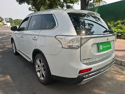 Mitsubishi Outlander (Import)