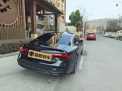 Audi A7L