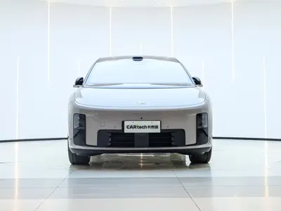 Li Auto 理想i8