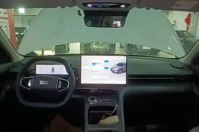 Geely Galaxy E5