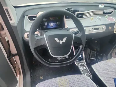 Wuling MINIEV