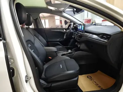 Ford Focus Active