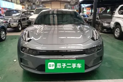 Zeekr 001