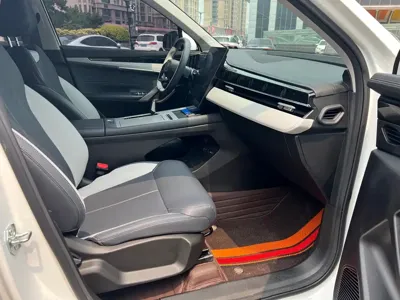 Geely Boyue L