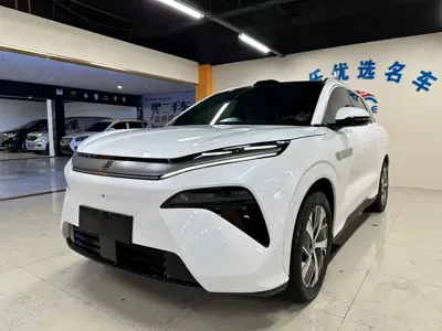 BYD 唐L