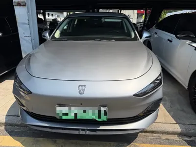 Roewe D7