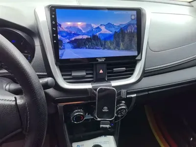 Toyota Yaris L