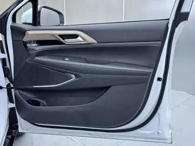 Xpeng P5