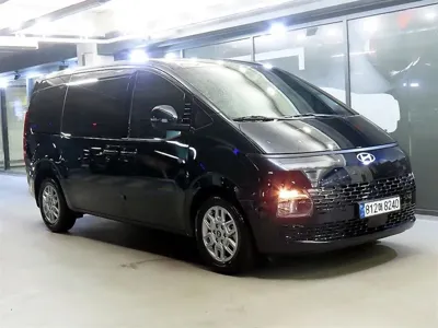 Hyundai Staria