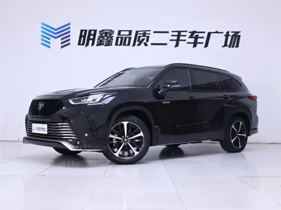 Toyota Crown Kluger