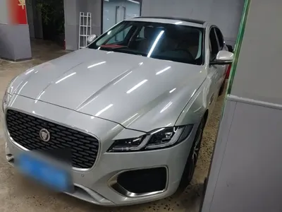 Jaguar XFL