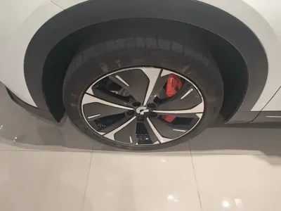 Nio EC7