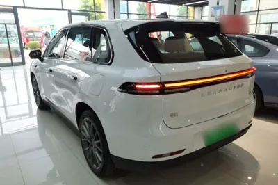 Leapmotor C10