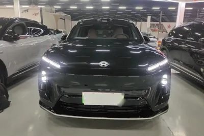 Nio EC6